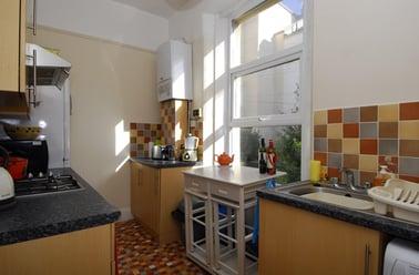 11 Napier Terrace, Flat 1, Mutley, Plymouth - Image 3